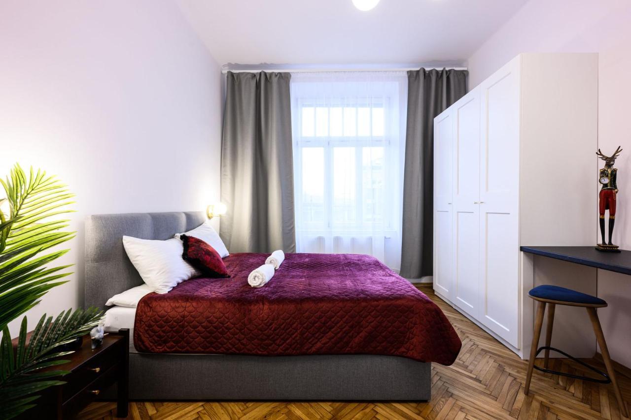 Unique Style Apartments Old Town - 25 Min From The Airport - By Homelike Краков Экстерьер фото
