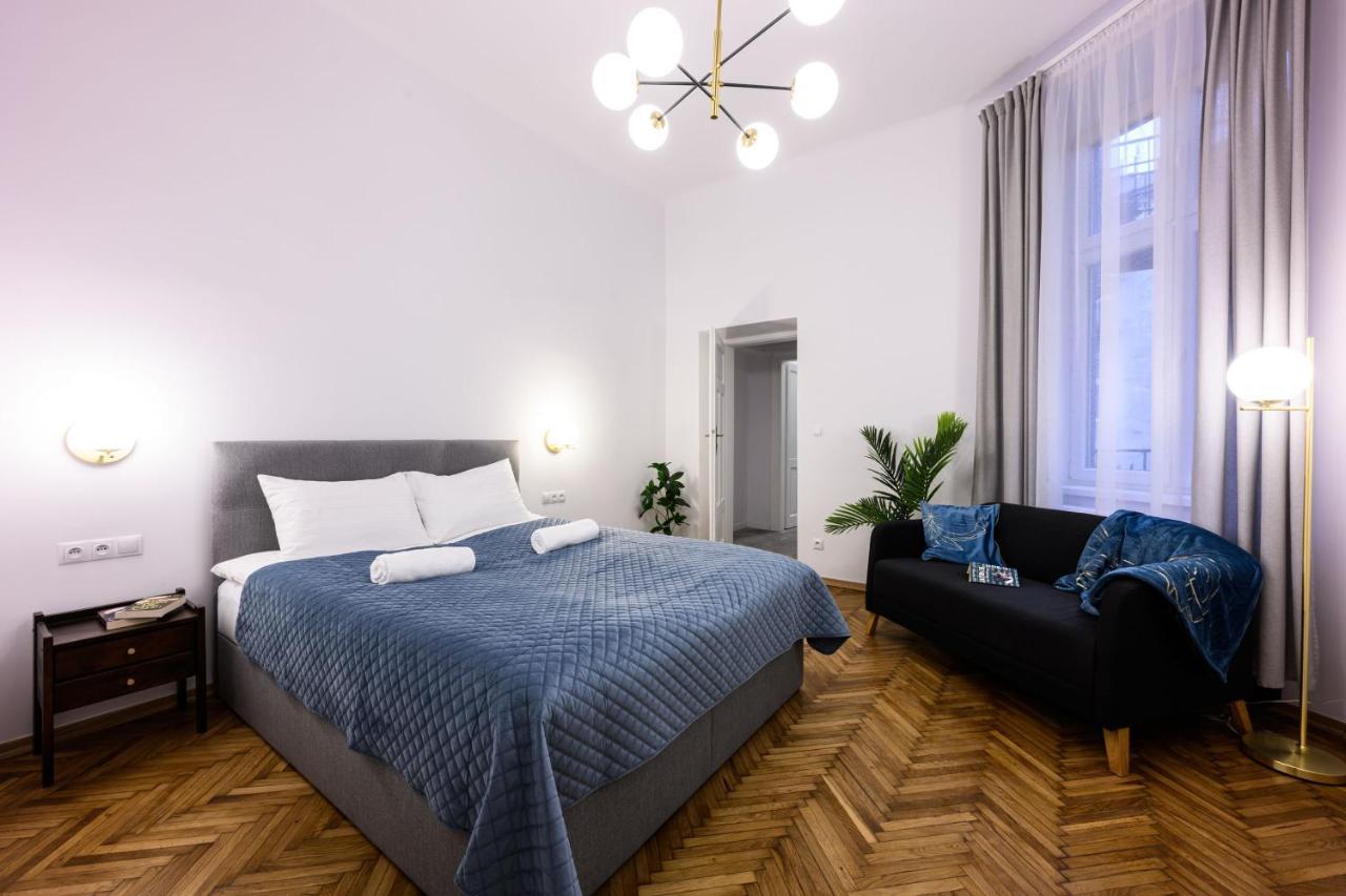 Unique Style Apartments Old Town - 25 Min From The Airport - By Homelike Краков Экстерьер фото
