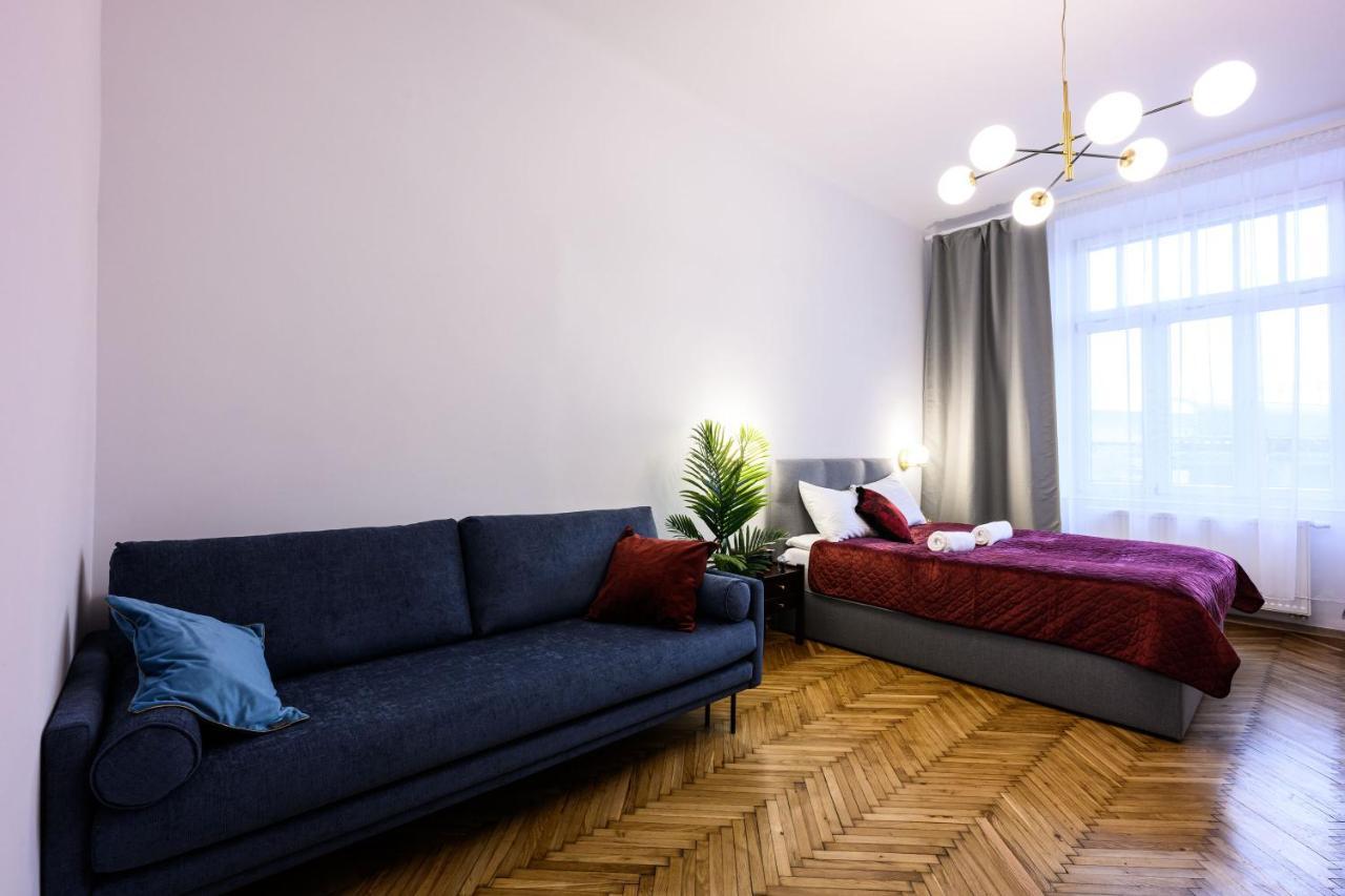 Unique Style Apartments Old Town - 25 Min From The Airport - By Homelike Краков Экстерьер фото