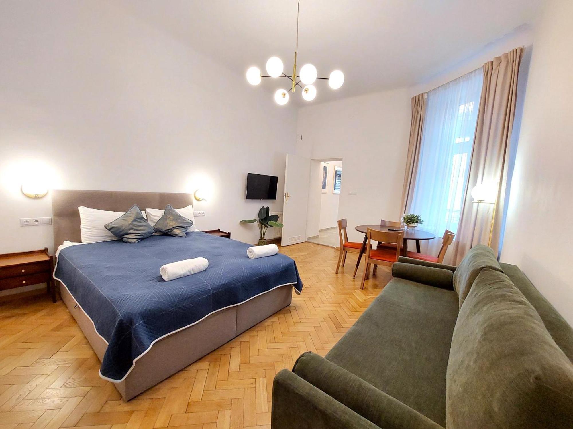 Unique Style Apartments Old Town - 25 Min From The Airport - By Homelike Краков Экстерьер фото